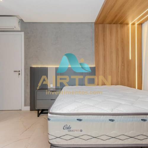 V3214 IMVEL MOBILIADO E DECORADO COM 3 SUITES EM 