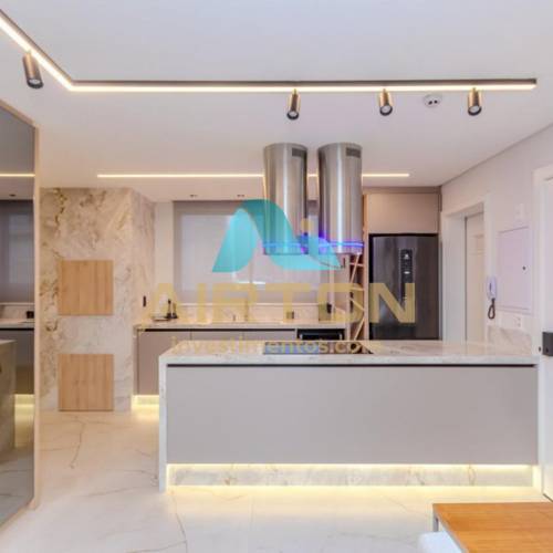 V3214 IMVEL MOBILIADO E DECORADO COM 3 SUITES EM 