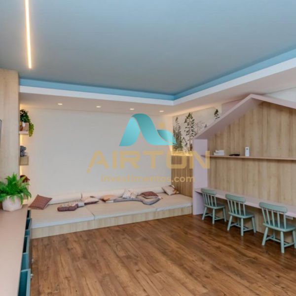 V3214 IMVEL MOBILIADO E DECORADO COM 3 SUITES EM 