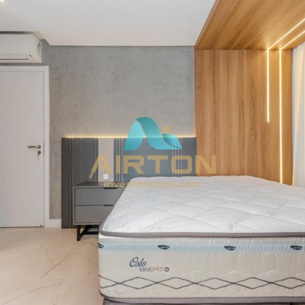 V3214 IMVEL MOBILIADO E DECORADO COM 3 SUITES EM 