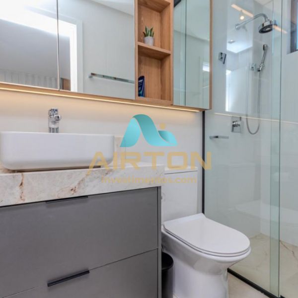 V3214 IMVEL MOBILIADO E DECORADO COM 3 SUITES EM 