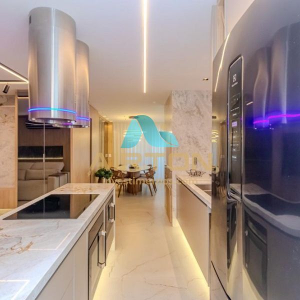 V3214 IMVEL MOBILIADO E DECORADO COM 3 SUITES EM 