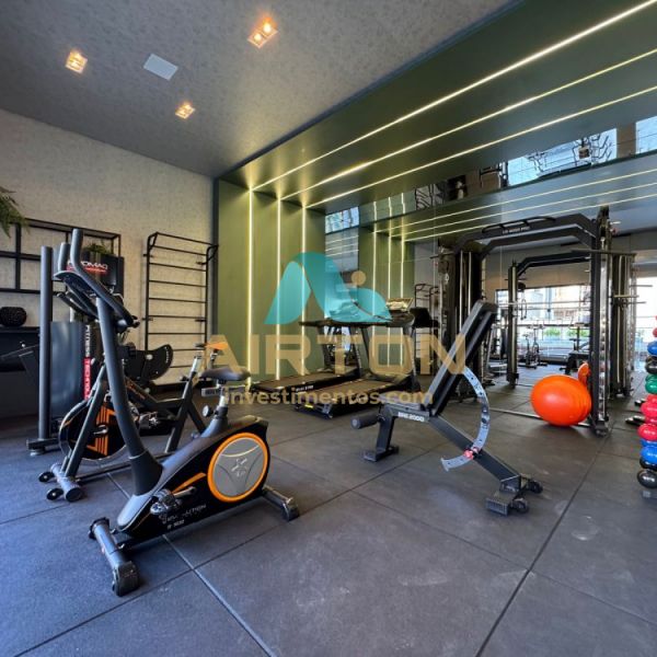 V2108 IMVEL PARA VENDA COM 2 DOR, 200 MTS DO MAR 