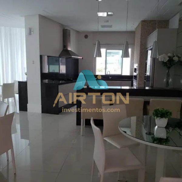 Apartamento com 3 sutes  venda , 178m - Centro 