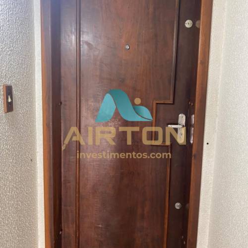 V2111 IMVEL PRONTO PARA VENDA COM 2 DOR, 500 MTS 