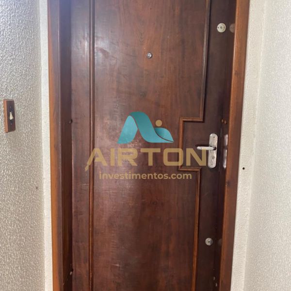 V2111 IMVEL PRONTO PARA VENDA COM 2 DOR, 500 MTS 