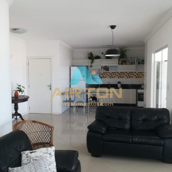 V3218 IMVEL MOBILIADO PARA VENDA, 400 MTS DO MAR 