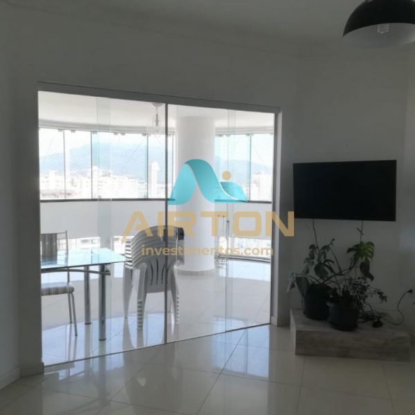 V3218 IMVEL MOBILIADO PARA VENDA, 400 MTS DO MAR 