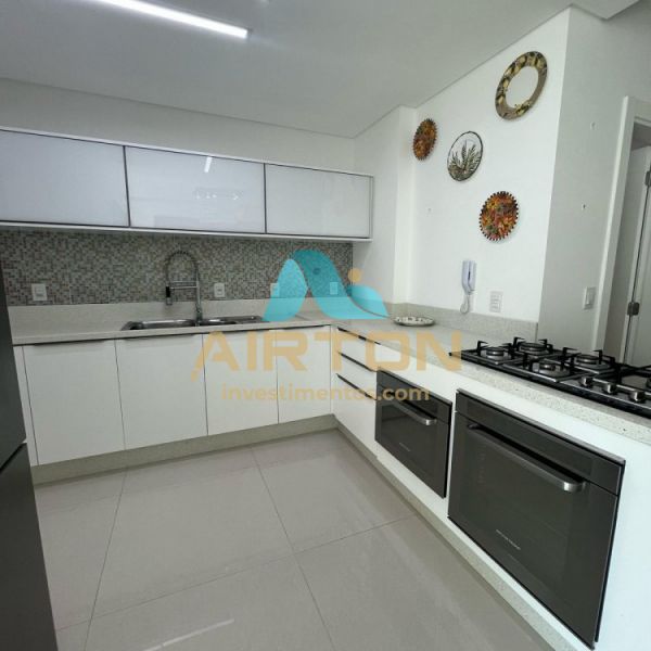 V3226 IMVEL MOBILIADO PARA VENDA COM 3 SUITES,30 