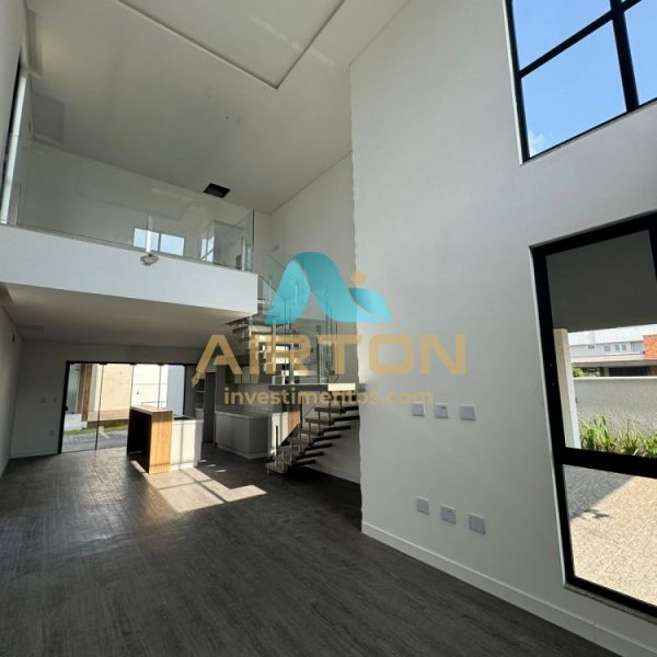 CC4002 IM�VEL SEMI-MOBILIADO COM 4 SUITES EM SANTA