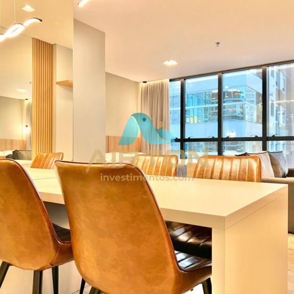 V1008 FLAT MOBILIADO PARA VENDA, 350 MTS DO MAR EM