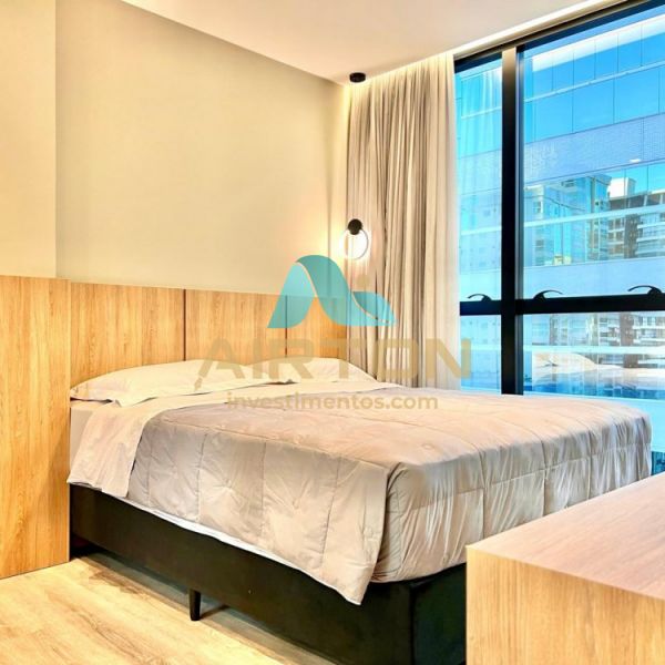 V1008 FLAT MOBILIADO PARA VENDA, 350 MTS DO MAR EM