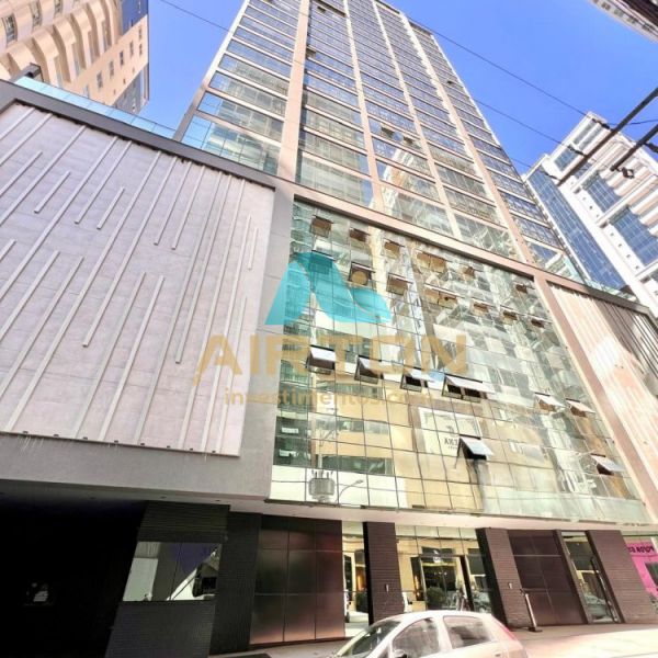 V1008 FLAT MOBILIADO PARA VENDA, 350 MTS DO MAR EM