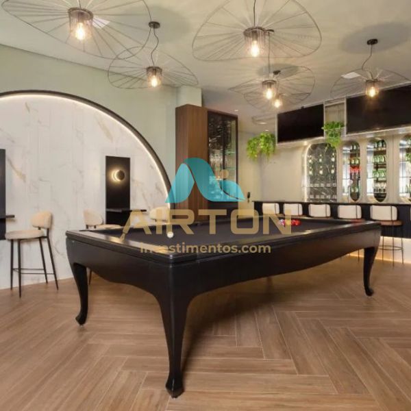 V1008 FLAT MOBILIADO PARA VENDA, 350 MTS DO MAR EM