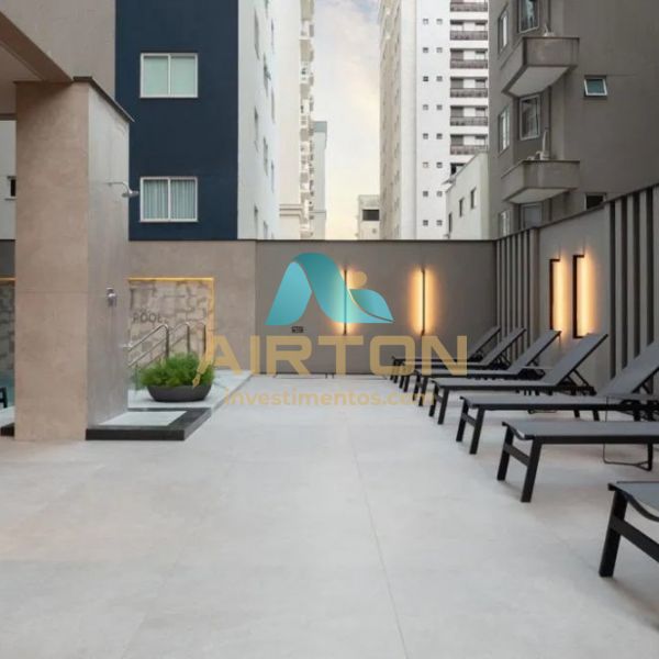 V1008 FLAT MOBILIADO PARA VENDA, 350 MTS DO MAR EM