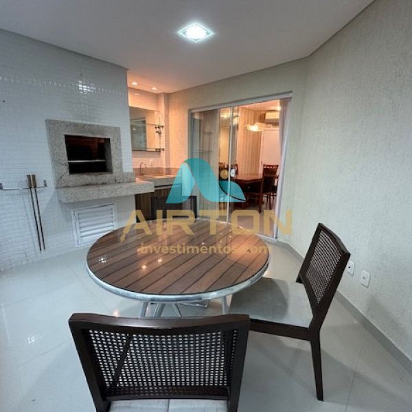 V3240 IM�VEL MOBILIADO A VENDA, 450 MTS DO MAR EM 