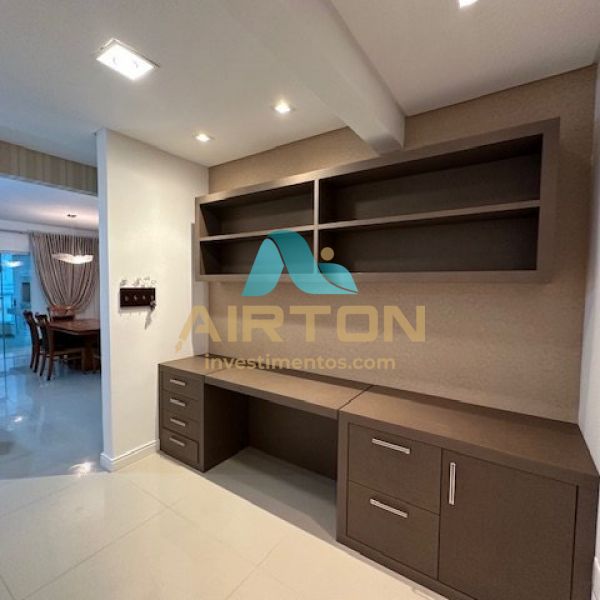 V3240 IM�VEL MOBILIADO A VENDA, 450 MTS DO MAR EM 