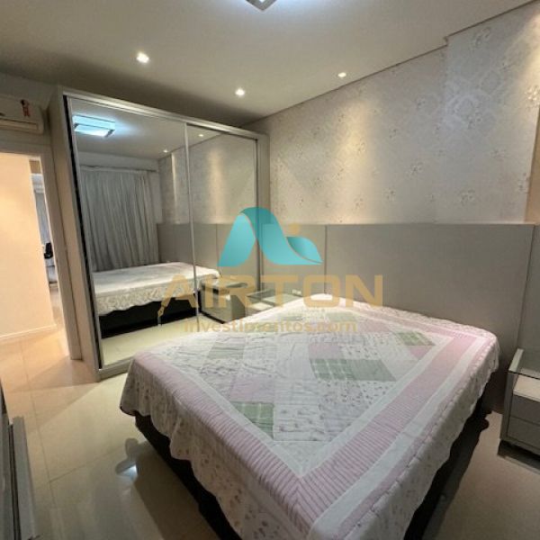 V3240 IM�VEL MOBILIADO A VENDA, 450 MTS DO MAR EM 