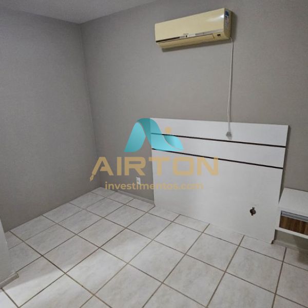 V1009 FLAT MOBILIADO A VENDA, 300 MTS DO MAR EM ME