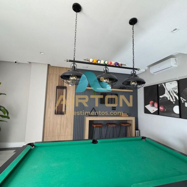 V3242 IMVEL MOBILIADO  VENDA COM 3 SUITES EM MEI