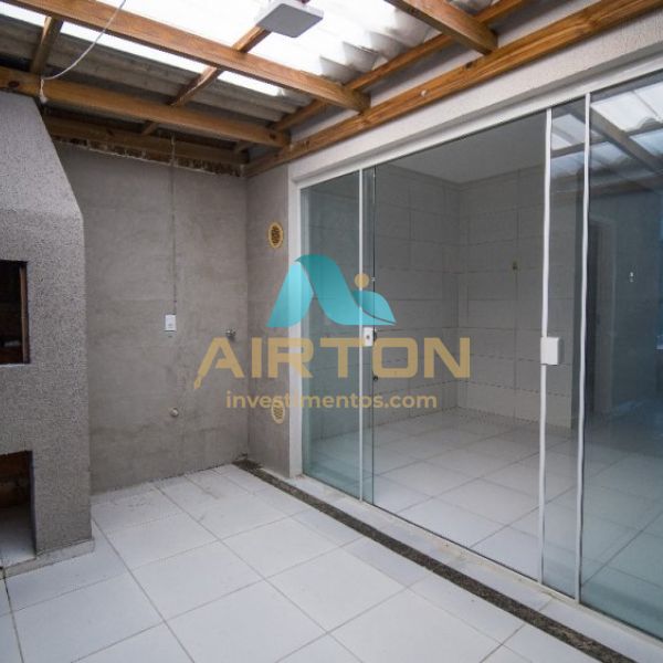 CC2000 CASA GEMINADA � VENDA, 2 SUITES EM MORRETES