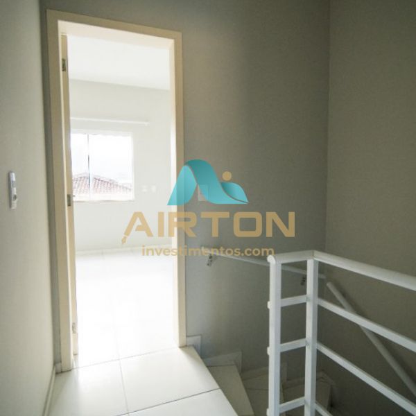 CC2000 CASA GEMINADA � VENDA, 2 SUITES EM MORRETES