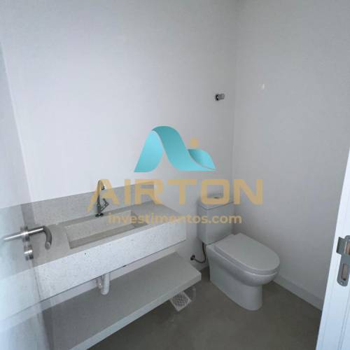 V3250 IMVEL  VENDA COM 3 SUITES, 600 MTS DO MAR 