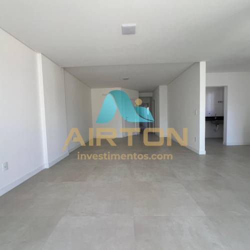 V3250 IMVEL  VENDA COM 3 SUITES, 600 MTS DO MAR 