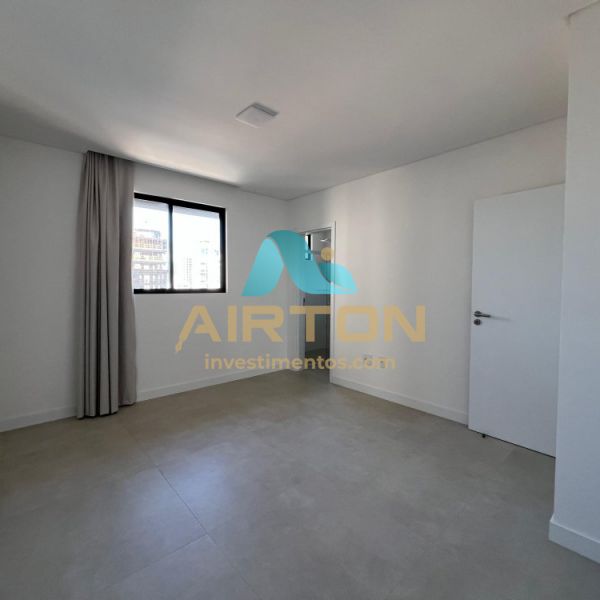 V3250 IMVEL  VENDA COM 3 SUITES, 600 MTS DO MAR 