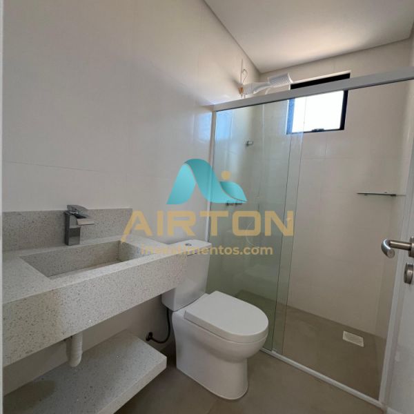 V3250 IMVEL  VENDA COM 3 SUITES, 600 MTS DO MAR 