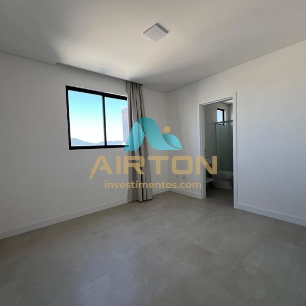 V3250 IMVEL  VENDA COM 3 SUITES, 600 MTS DO MAR 