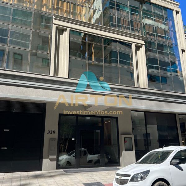 V3250 IMVEL  VENDA COM 3 SUITES, 600 MTS DO MAR 