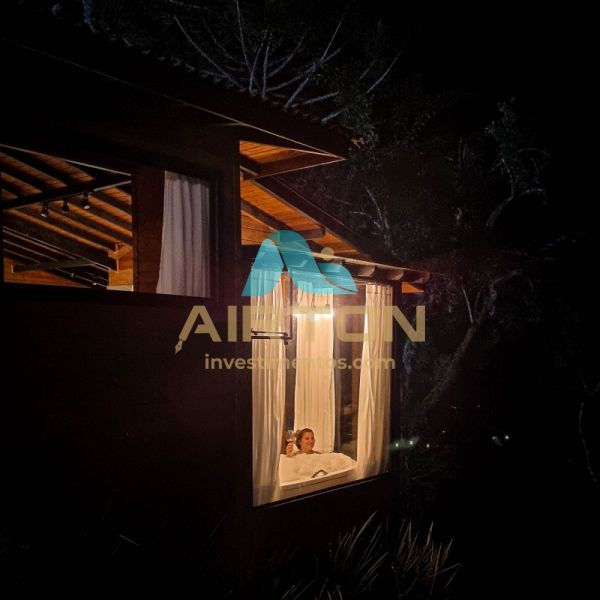 PO3000 POUSADA COM 3 CABANAS MOBILIADAS EM AGUAS B