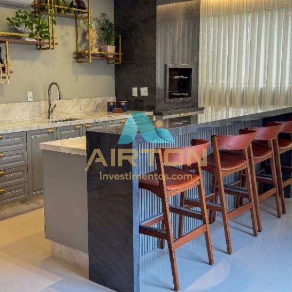 DU4004 DUPLEX MOBILIADO E DECORADO, QUADRA MAR EM 