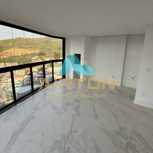 V3252 IMVEL  VENDA COM 3 SUITES, 500 MTS DO MAR 