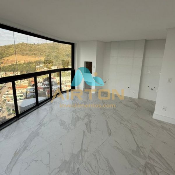 V3252 IMVEL  VENDA COM 3 SUITES, 500 MTS DO MAR 