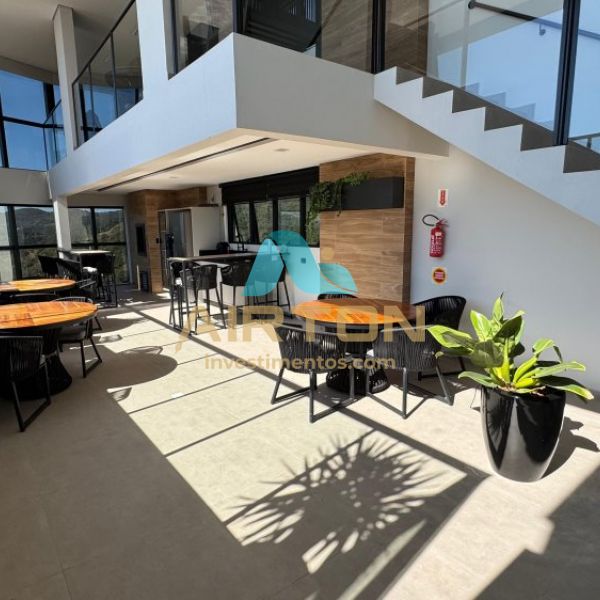 V3252 IMVEL  VENDA COM 3 SUITES, 500 MTS DO MAR 