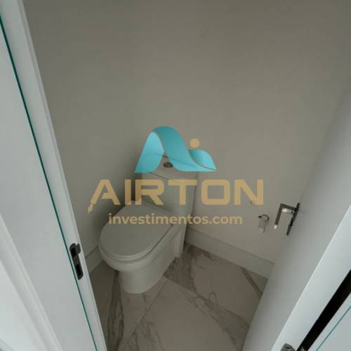 V3253 IMVEL  VENDA COM 3 SUITES, 500 MTS DO MAR 