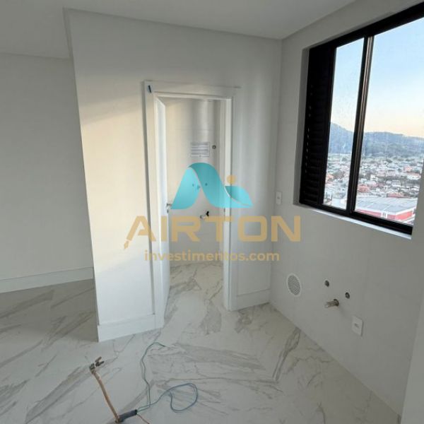 V3253 IMVEL  VENDA COM 3 SUITES, 500 MTS DO MAR 