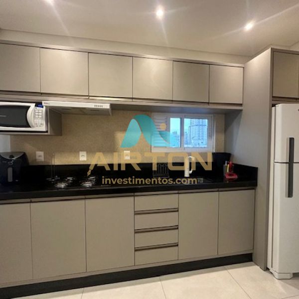 V2134 APTO MOBILIADO A VENDA, 250 MTS DO MAR EM ME