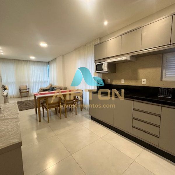 V2134 APTO MOBILIADO A VENDA, 250 MTS DO MAR EM ME