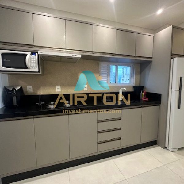 V2134 APTO MOBILIADO A VENDA, 250 MTS DO MAR EM ME