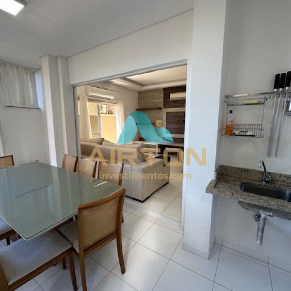 Apto loca��o de ver�o na quadra do mar, itapema SC