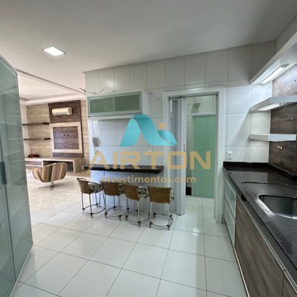 Apto loca��o de ver�o na quadra do mar, itapema SC