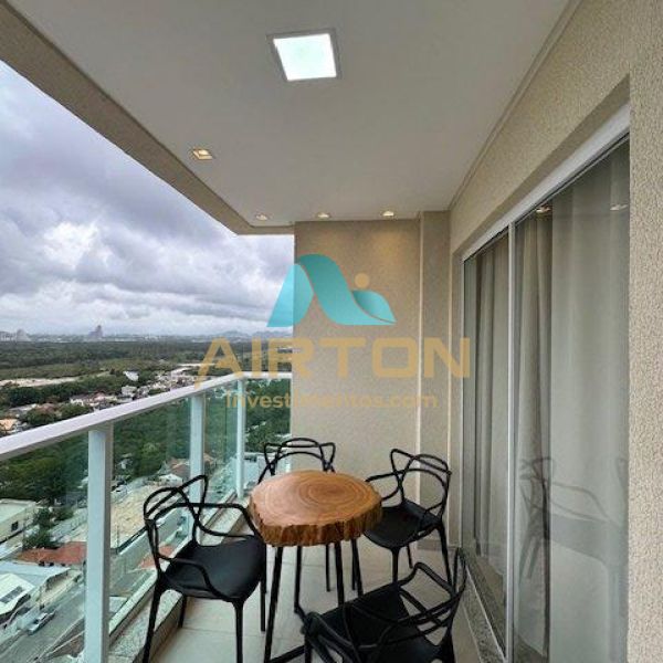 Loca��o de ver�o apto novo e finamente mobiliado, 