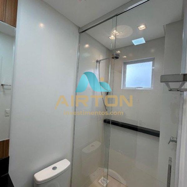 Loca��o de ver�o apto novo e finamente mobiliado, 