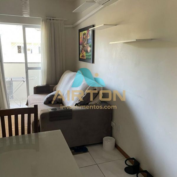 Apto mobiliado com 60 m�, 2 Elevador, 1 vaga priva