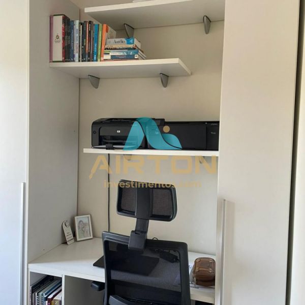 Apto mobiliado com 60 m�, 2 Elevador, 1 vaga priva