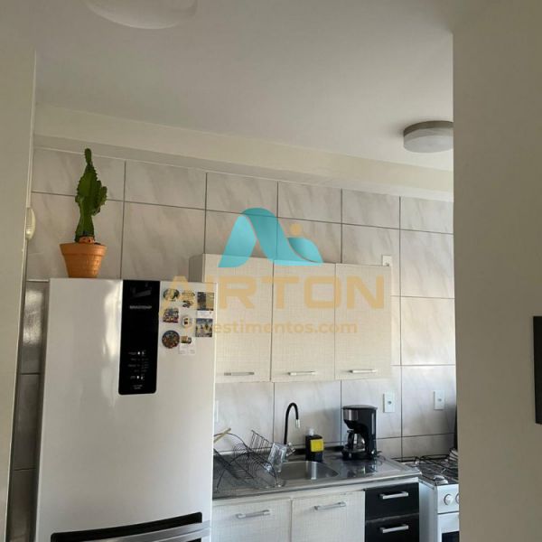 Apto mobiliado com 60 m�, 2 Elevador, 1 vaga priva