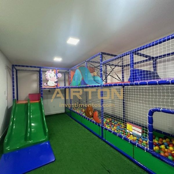 Apto novo a venda, 64 m�, Sacada com churrasqueira